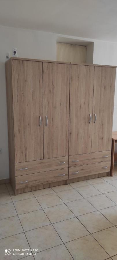 Apartment For Holidays In Pula Extérieur photo