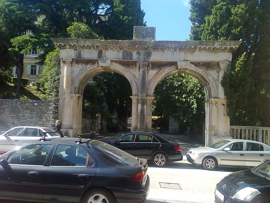 Apartment For Holidays In Pula Chambre photo