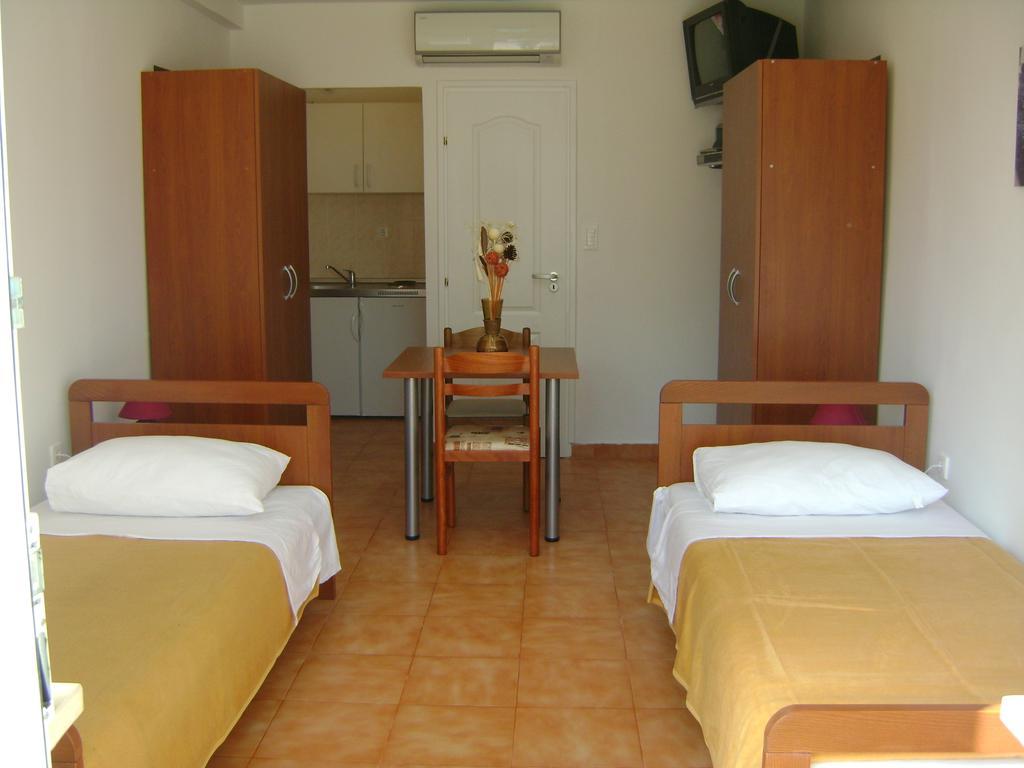 Apartment For Holidays In Pula Chambre photo