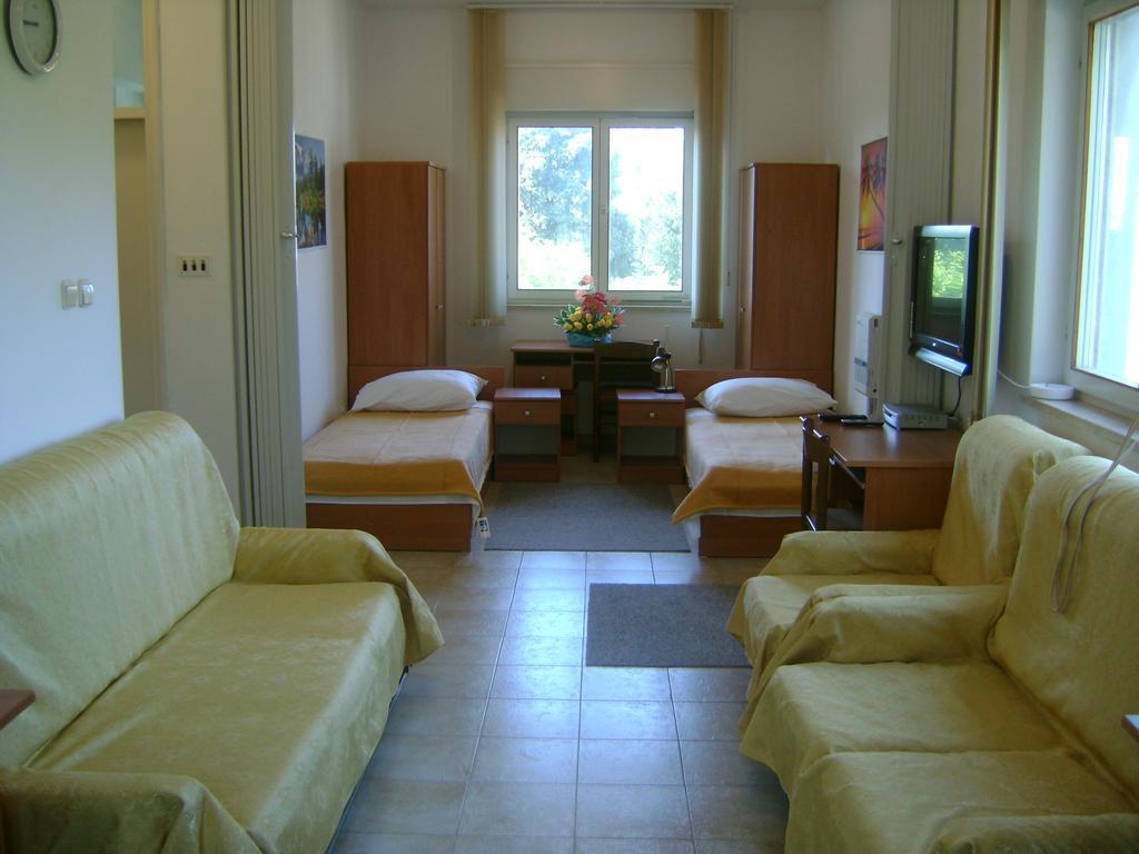 Apartment For Holidays In Pula Chambre photo