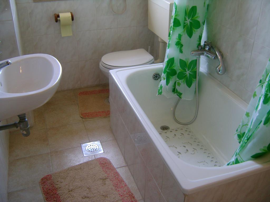 Apartment For Holidays In Pula Chambre photo
