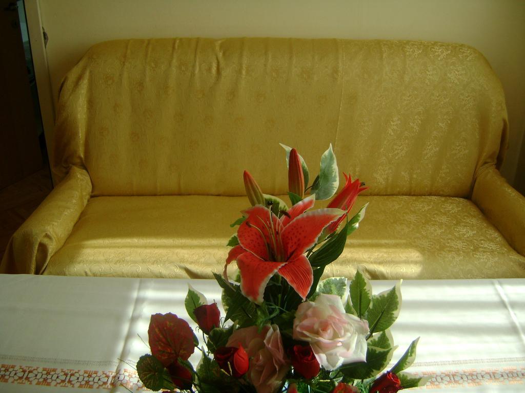 Apartment For Holidays In Pula Chambre photo