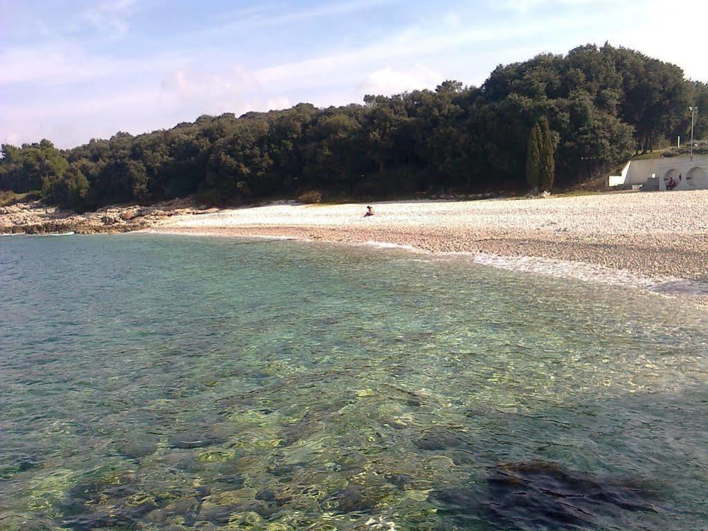 Apartment For Holidays In Pula Extérieur photo